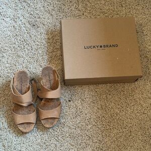 Lucky Brand Tan Wedges